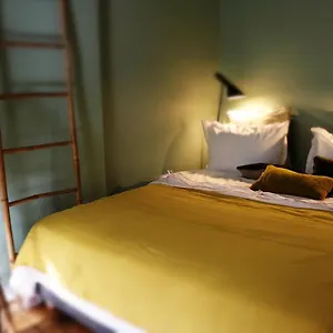 Le 66 Bed and breakfast París